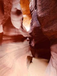 Antelope Canyon X and horseshoe bend guided tour from Las Vegas